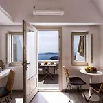 Mardanza Krokos 公寓式酒店 4*