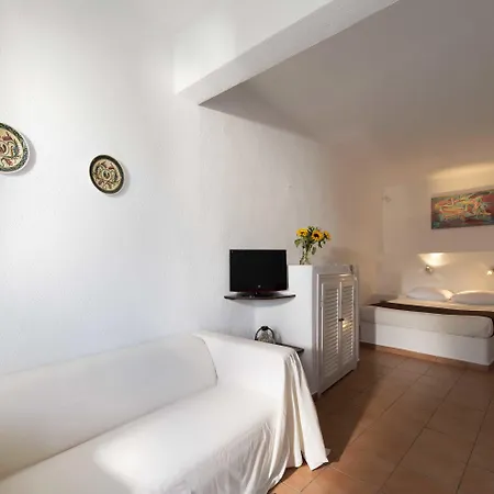 Hotel apartamentowy Mardanza Krokos 4*