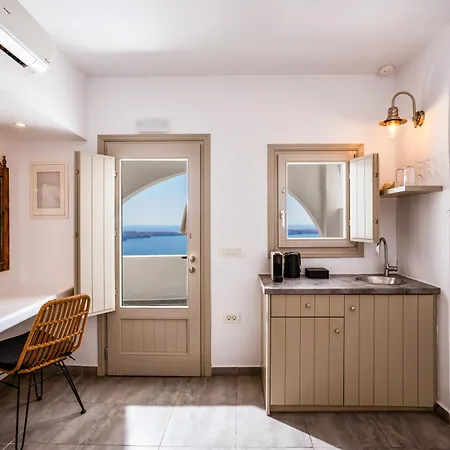 Aparthotel Mardanza Krokos Imerovigli (Santorini)