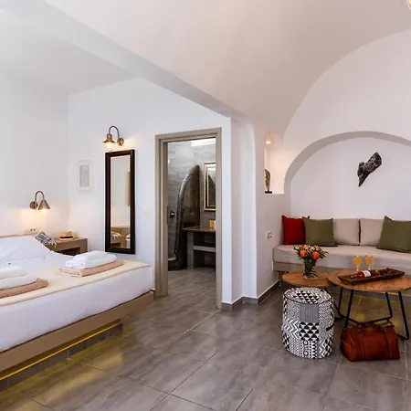 Mardanza Krokos Imerovigli (Santorini)