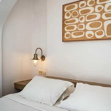 Aparthotel Mardanza Krokos Imerovigli (Santorini)