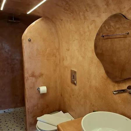 Mardanza Krokos 3* Imerovigli (Santorini)