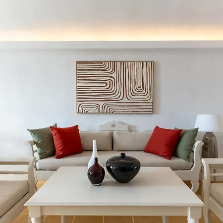 Mardanza Krokos Imerovigli (Santorini)