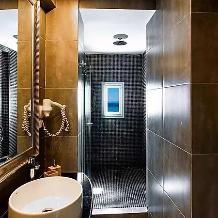 Mardanza Krokos Lejlighedshotel 4*