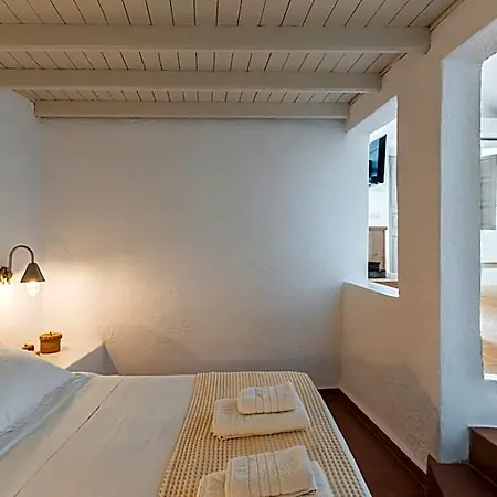 Mardanza Krokos Lejlighedshotel 4*