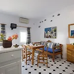 מלון דירות Mardanza Krokos אימרוביגלי