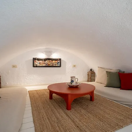 Mardanza Krokos Lejlighedshotel 4*