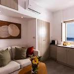 Mardanza Krokos 4* Imerovigli (Santorini)